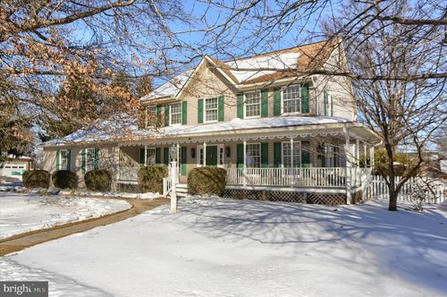 12 Southern Cross Dr, BOILING SPRINGS, PA, 17007-9741 | Card Image