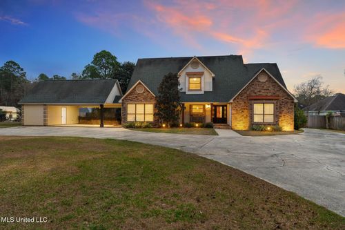 18029 Commission Rd, Long Beach, MS, 39560-3602 | Card Image