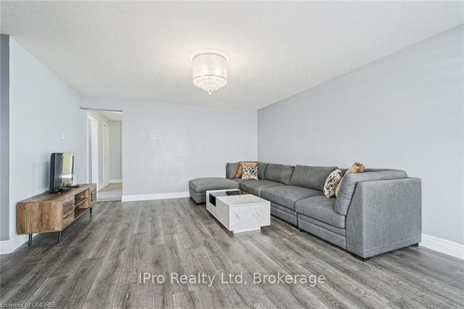 6 The Greenway, House attached with 3 bedrooms, 3 bathrooms and 3 parking in Cambridge ON | Image 6