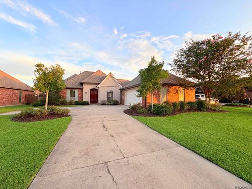 40445 Thomas Ave, Prairieville, LA, 70769-5882 | Card Image