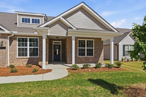 902 Ronnie Dr Se, Hartselle, AL, 35640-6040 | Card Image