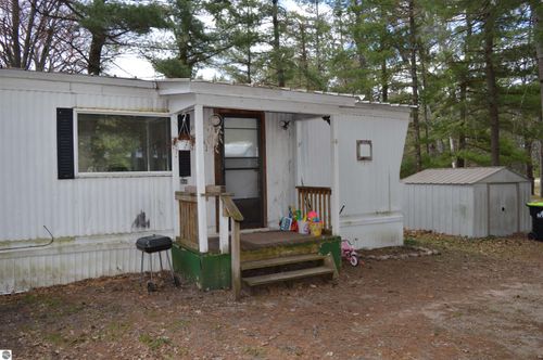 12575 M 72 E, Kalkaska, MI, 49646-9735 | Card Image