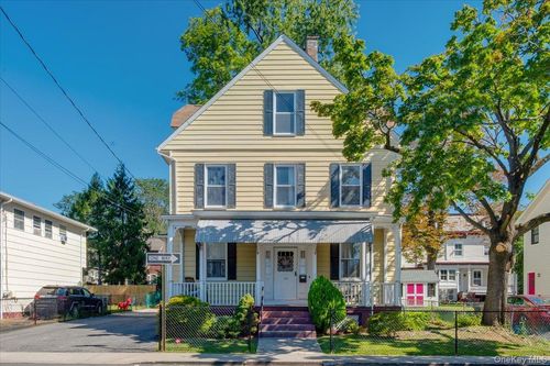 100 High Ave, Nyack, NY, 10960-2618 | Card Image