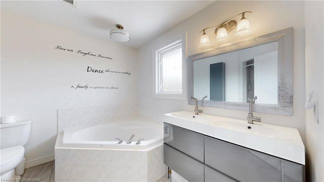 7 Vidal Crt, House other with 4 bedrooms, 4 bathrooms and 4 parking in Grimsby ON | Image 21