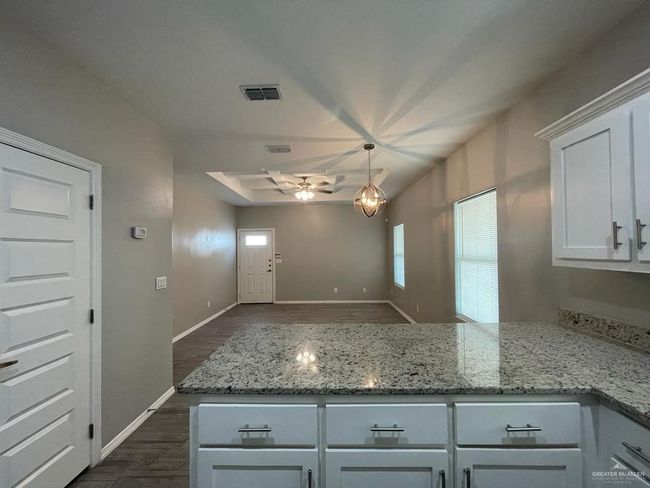 UNIT-3 - 2108 Davenport St, Condo with 3 bedrooms, 2 bathrooms and 2 parking in Weslaco TX | Image 4