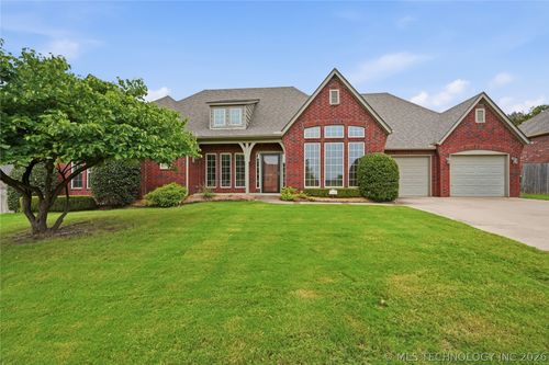 1310 N Old North Place, Sand Springs, OK, 74063 | Card Image