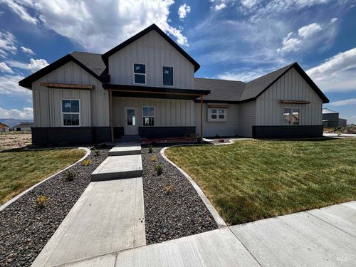 933 E E Coventry Ln, Burley, ID, 83318-3306 | Card Image