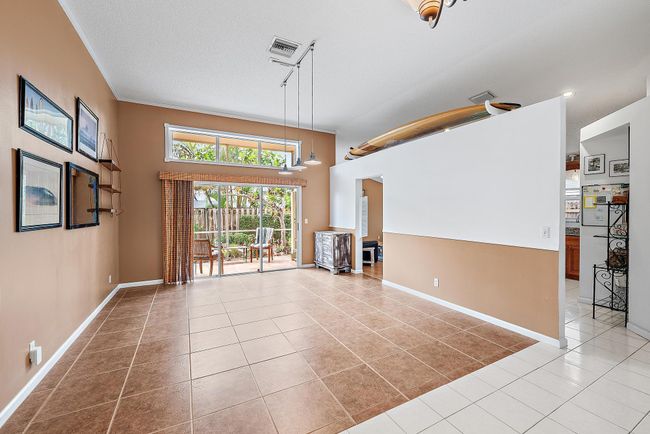 6238 Dania St, House other with 3 bedrooms, 2 bathrooms and null parking in Jupiter FL | Image 20