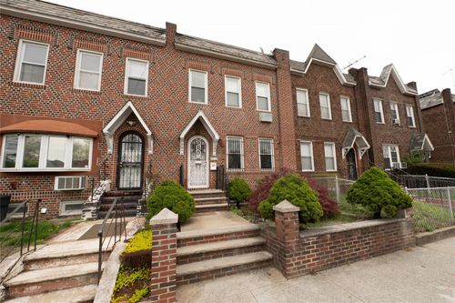 25 98th St, East Elmhurst, NY, 11369-1601 | Card Image