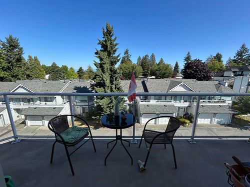 305-9295 122 St, Surrey, BC, V3V4L4 | Card Image