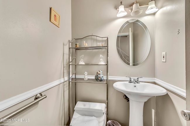 74 Fieldcrest Way, Condo with 3 bedrooms, 2 bathrooms and null parking in Hazlet NJ | Image 15