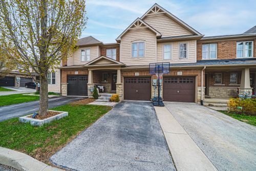 32-10 Pumpkin Pass, Binbrook, ON, L0R1C0 | Card Image