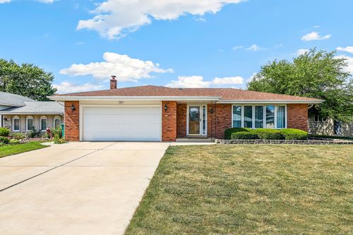 7340 Mimosa Dr, Orland Park, IL, 60462-5129 | Card Image