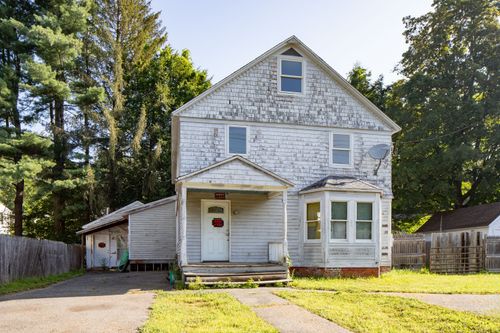 12 Barlow St, Canaan, CT, 06018-2035 | Card Image