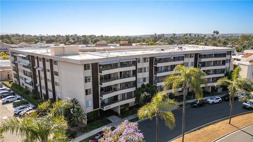 402-4505 California, Long Beach, CA, 90807 | Card Image