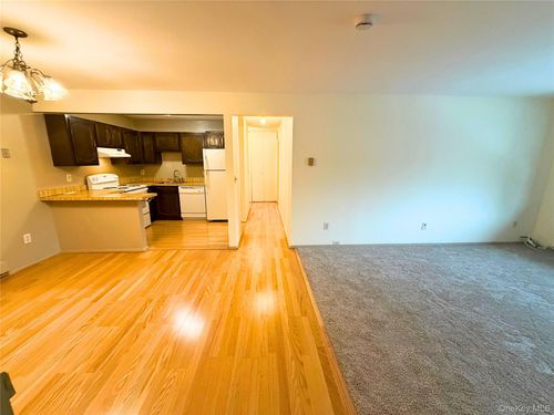 11 Patterson Village Ct, Patterson, NY, 12563-2404 | Card Image