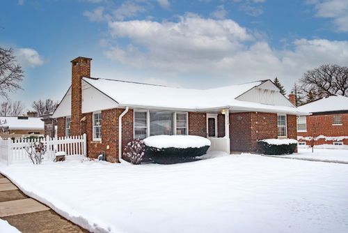 2128 Hull Ave, Westchester, IL, 60154-4466 | Card Image