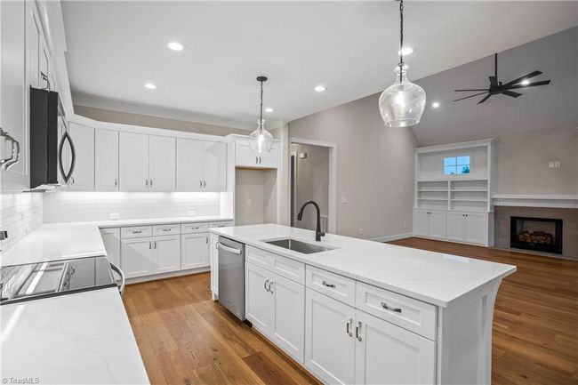 148 Beauchamp Oaks Ct, House other with 3 bedrooms, 3 bathrooms and null parking in Advance NC | Image 7