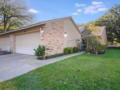 apt-105-7211 Lakewood Dr, Austin, TX, 78750-8253 | Card Image