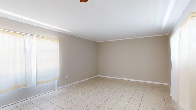 2317 N Cocoa Blvd, Home with 4 bedrooms, 4 bathrooms and 4 parking in Cocoa FL | Image 9