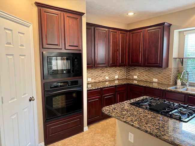 1618 Beau Rivage, House other with 4 bedrooms, 4 bathrooms and 2 parking in Conroe TX | Image 8
