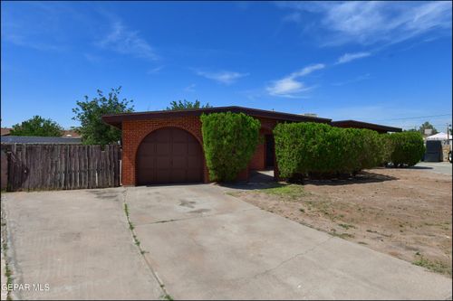 10216 Cardigan Dr, El Paso, TX, 79925-3015 | Card Image