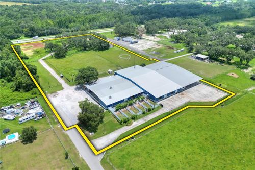 3701 E Trapnell Rd, Plant City, FL, 33566-4569 | Card Image