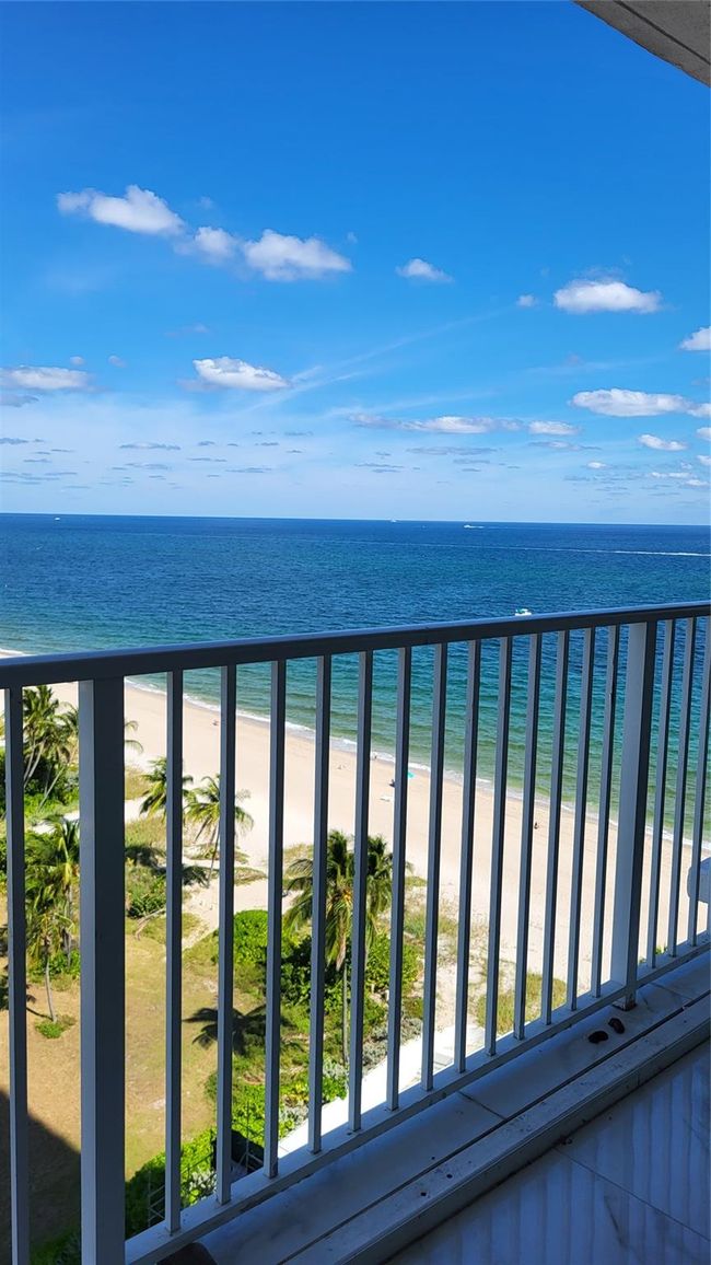 APT-1407 - 1360 S Ocean Blvd, Condo with 2 bedrooms, 2 bathrooms and null parking in Pompano Beach FL | Image 57