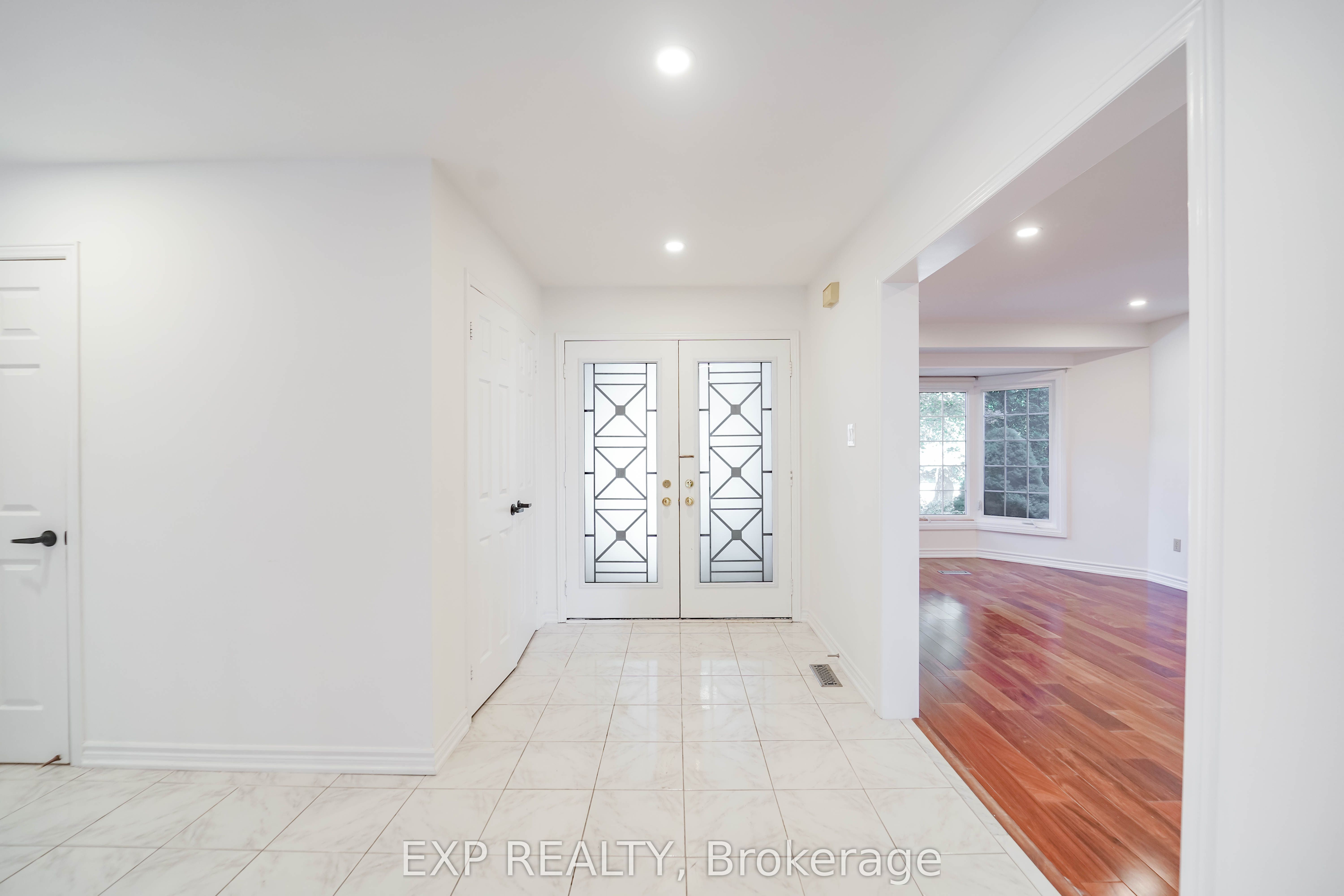 Residential Lease in Newmarket 3
