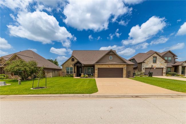 3050 Embers Loop is ready to welcome its new homeowners! Contact us today to schedule your private tour and experience all this beautiful home has to offer. | Image 33