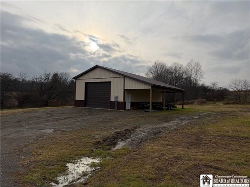 4437 Hewes Rd, Mayville, NY, 14757-9637 | Card Image