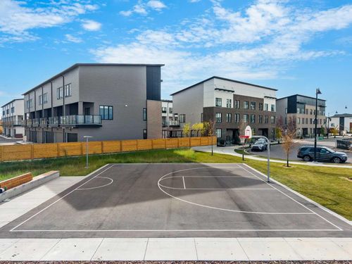 8149 8 Ave Sw, Calgary, AB, T3H6H9 | Card Image