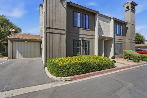 891 Greenfield Ave, Hanford, CA, 93230-3534 | Card Image