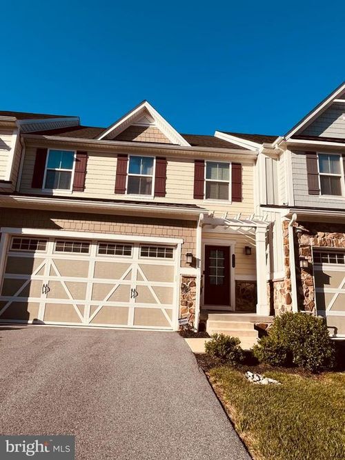 517 Cliff Ln, MALVERN, PA, 19355-0297 | Card Image