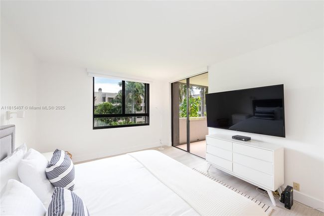 APT-306 - 181 Crandon Blvd, Condo with 3 bedrooms, 2 bathrooms and null parking in Key Biscayne FL | Image 13