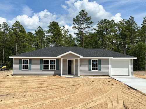 521 Church Cir, Jesup, GA, 31545-8257 | Card Image