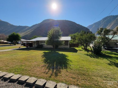 516 S Main St, Riggins, ID, 83549 | Card Image