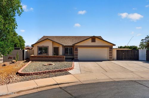548 N Bailey Cir, Mesa, AZ, 85207-2425 | Card Image