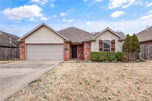 3037 N Azure Ave, Fayetteville, AR, 72704-8202 | Card Image