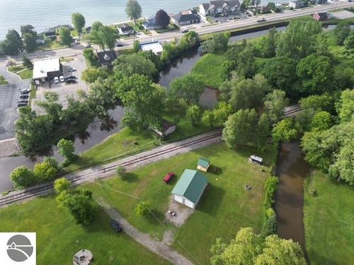 429 Hamilton Rd, Tawas City, MI, 48763-9104 | Card Image