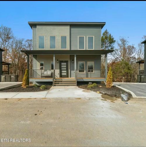 709 Moccasin Way, Pigeon Forge, TN, 37863 | Card Image