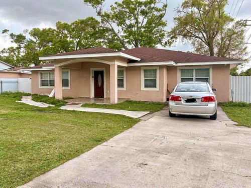 6820 N Himes Ave, TAMPA, FL, 33614-4032 | Card Image