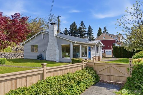 21204 3rd Ave S, Des Moines, WA, 98198-3014 | Card Image