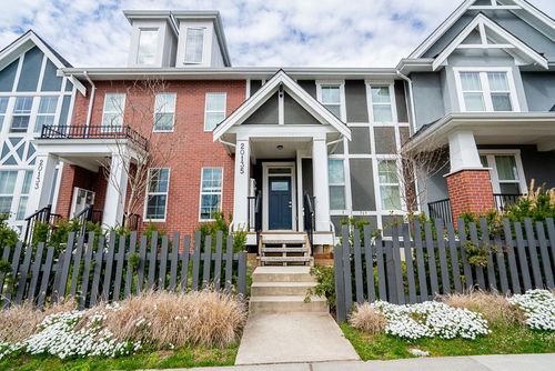 20135 83 Avenue, Langley, BC, V2Y4L1 | Card Image