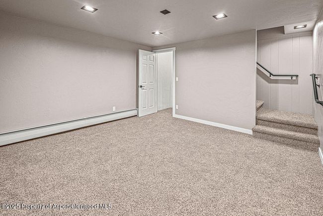 885 Stout St, House other with 5 bedrooms, 3 bathrooms and null parking in Craig CO | Image 32