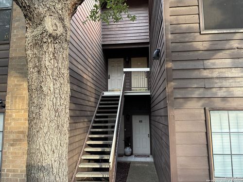 apt-244-8633 Datapoint Dr, San Antonio, TX, 78229-3254 | Card Image