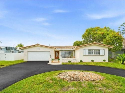 5501 Monroe St, Hollywood, FL, 33021-7143 | Card Image