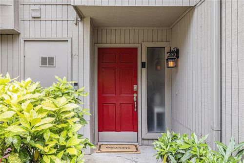 6172 Brookwood Rd, Peachtree Corners, GA, 30092-2786 | Card Image