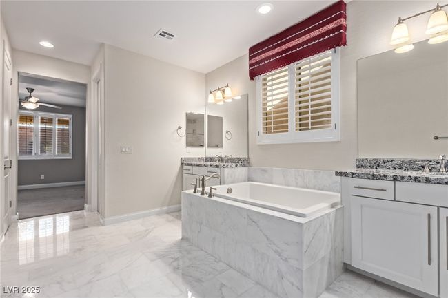 8797 Pinley Spring St, House other with 5 bedrooms, 4 bathrooms and null parking in Las Vegas NV | Image 24