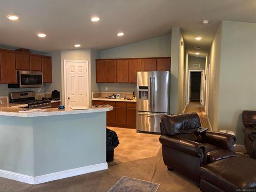9395 Harritt Rd, Lakeside, CA, 92040-3500 | Card Image